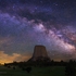 Devils Tower vor der Milchstraße