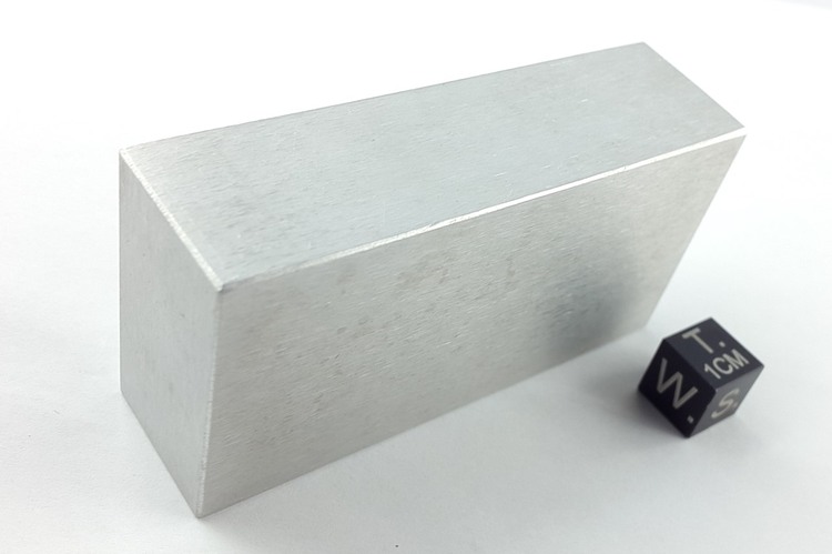 Aluminium Bar 135 g